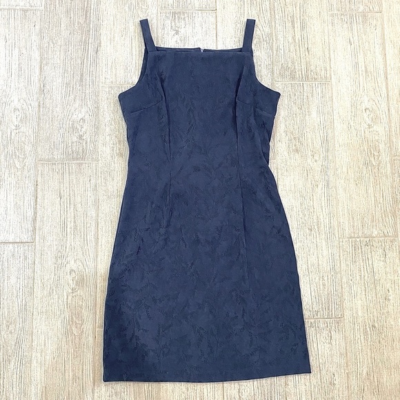 La Belle Dresses & Skirts - 𝅺La Belle Vintage Dark Navy Floral Print Dress Size 5